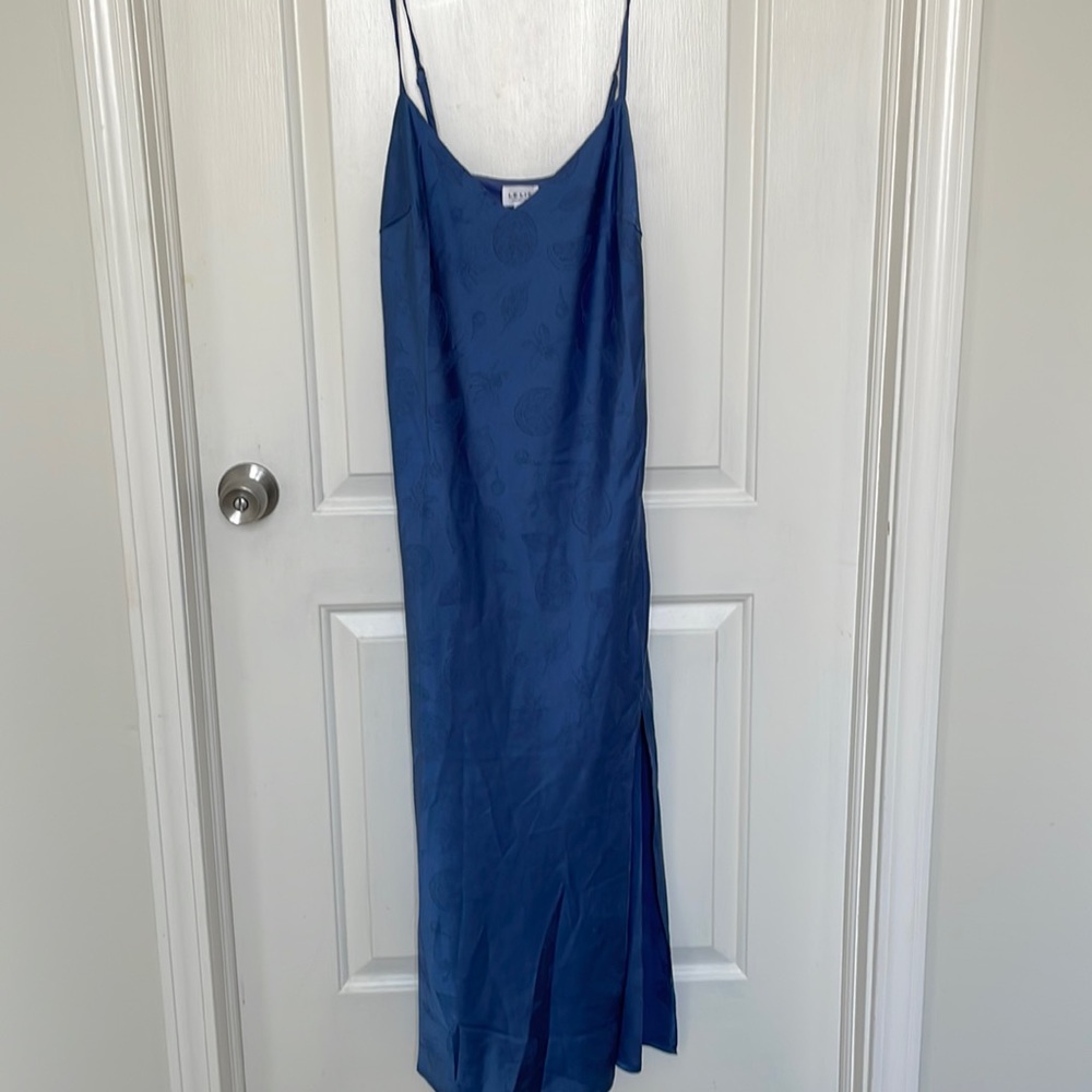 Tobi Midi Blue Dress